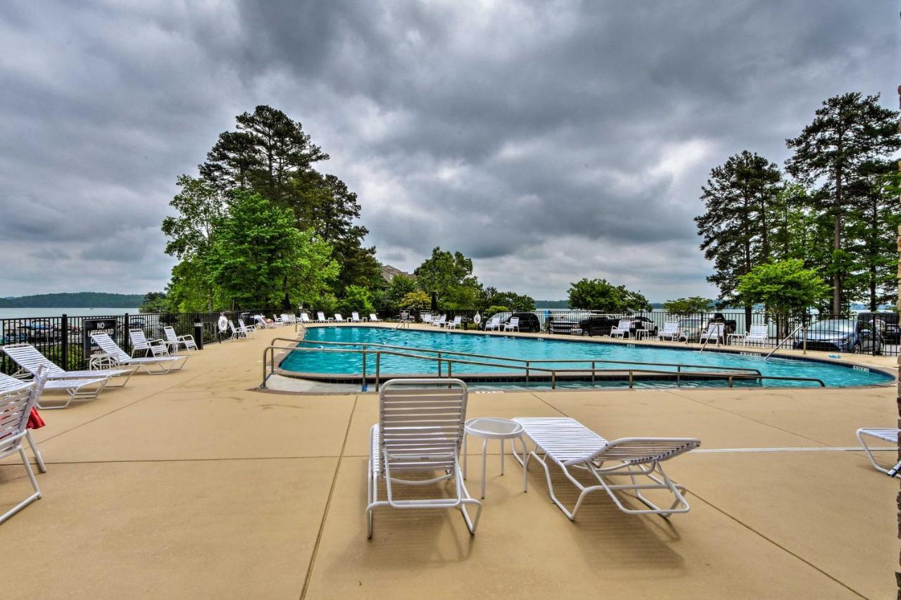Lake Keowee Resort Condo With Balcony And Pool Access! Salem Exteriör bild